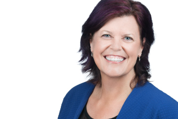 Alumna Laura Woodward